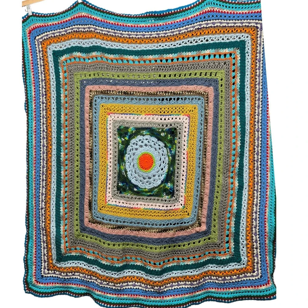Vintage granny Knit Blanket